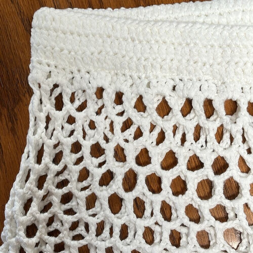 Olivaceous Womens Shorts Crocheted White Medium Swim Suit Cover-Up Layer - Picture 2 of 6